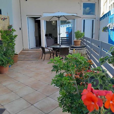 Agia MarinaThe Getawayアパートメント エクステリア 写真